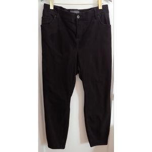 Torrid Bombshell Black Skinny Jeans - Sz 26